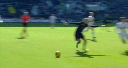 1738498128231073613.gif 2.gif